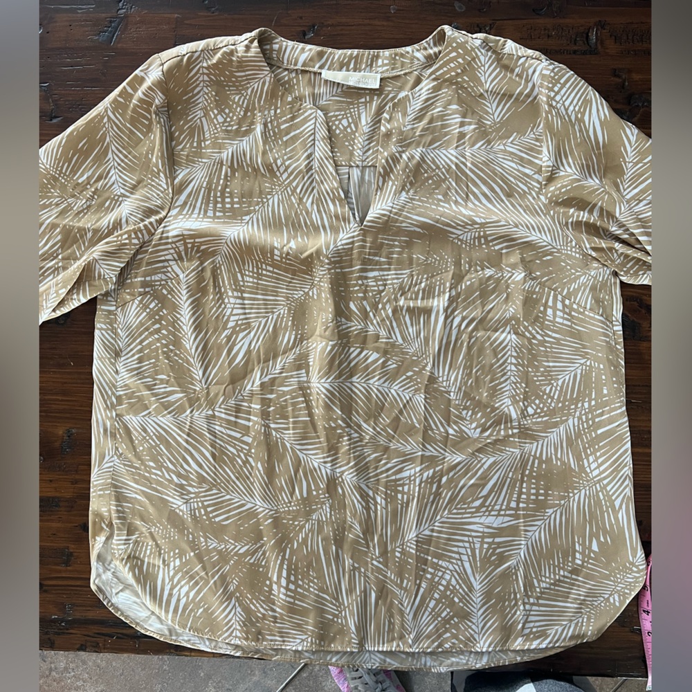 Michael Kors tan palm tree top